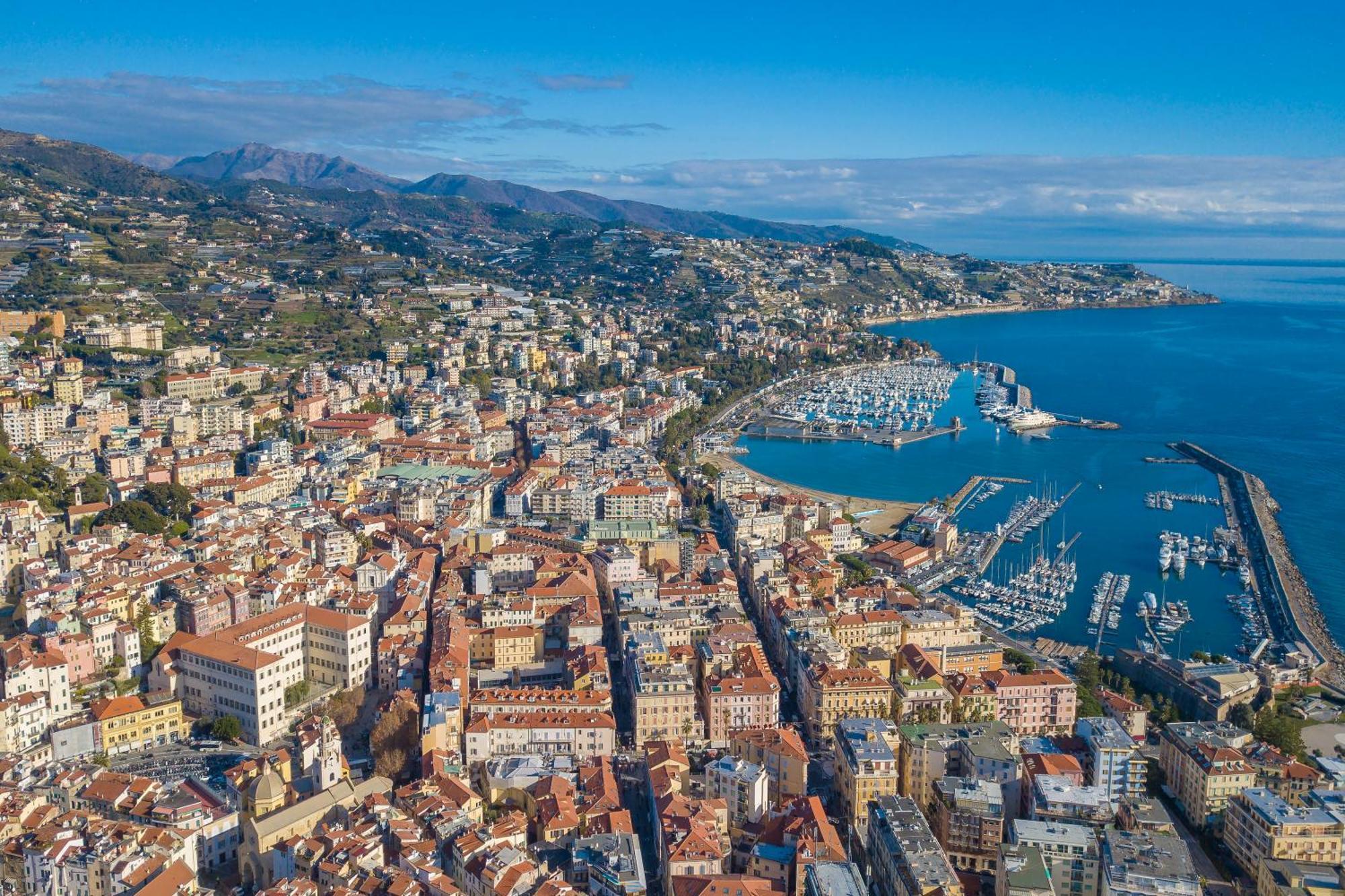 Casa Felice - Happy Rentals Sanremo Dış mekan fotoğraf